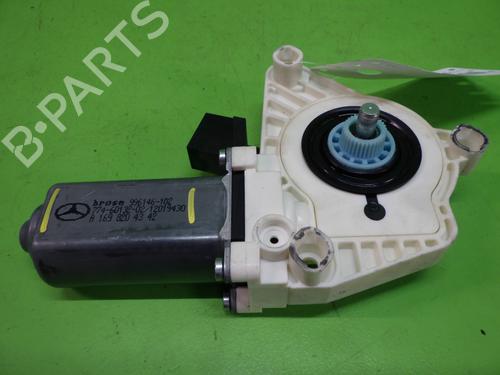 Used Left front window motor Left front window motor MERCEDES-BENZ A-CLASS (W169) A 170 (169.032, 169.332) (116 hp) 36770132 36770132
