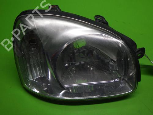 Used Right headlight HYUNDAI SANTA FÉ I (SM) 2.0 CRDi 4x4 (113 hp) 14729589
