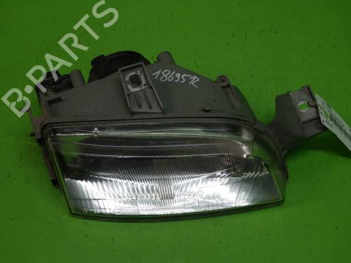 Used Right headlight FIAT PUNTO (176_) 55 1.1 (54 hp) 30310392