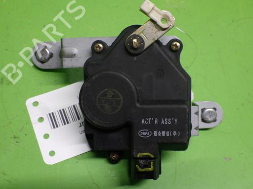 Used Tailgate lock KIA CARENS II MPV (FJ) 2.0 CRDi (113 hp) 21583136