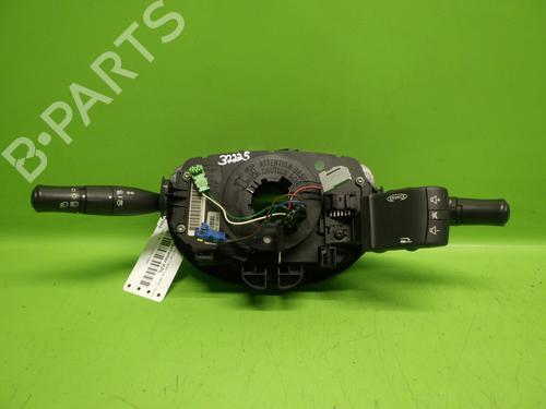 Used Switch RENAULT MEGANE II Coupé-Cabriolet (EM0/1_) 2.0 (135 hp) 28371716