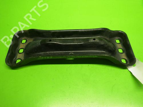 Used Support MERCEDES-BENZ C-CLASS (W205) C 180 (205.040, 205.140) (156 hp) 14733567