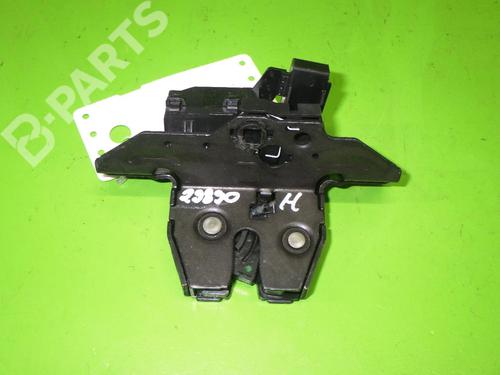Used Tailgate lock OPEL ASTRA K Sports Tourer (B16) 1.6 BiTurbo (150 hp) 7803701