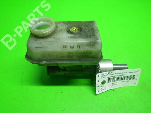 Used Brake master cylinder RENAULT ESPACE III (JE0_) 2.2 12V TD (JE0E, JE0H, JE0P) (113 hp) 6364547