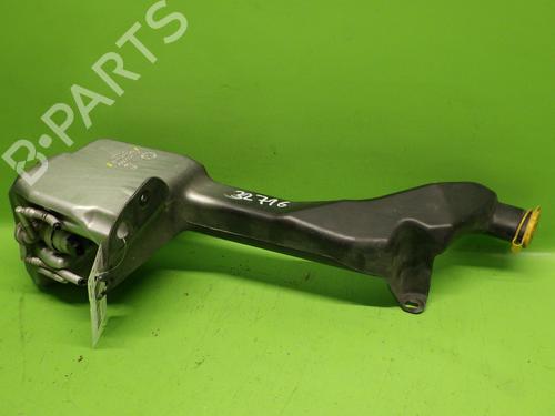Used Windscreen washer tank Windscreen washer tank 38257313 38257313