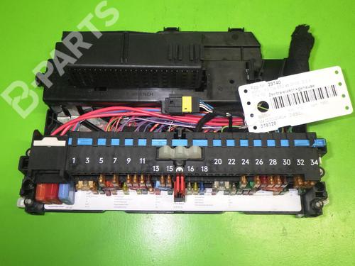 Fuse box BMW X3 (E83) 2.0 d | BP6386726E1 