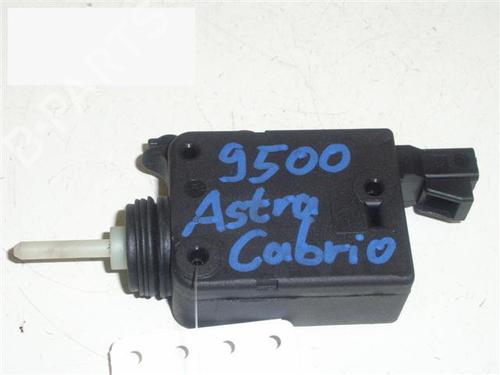 Moteur de trappe à carburant OPEL ASTRA G Convertible (T98) 2.0 OPC (F67) (192 hp) 14703440