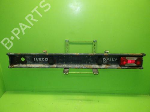 Bak støtfanger Bak støtfanger IVECO DAILY IV Dump Truck 35C15 (146 hp) 33893841 33893841