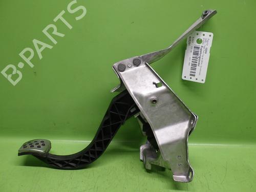 Used Clutch pedal OPEL TIGRA TwinTop (X04) 1.4 (R97) (90 hp) 29622244