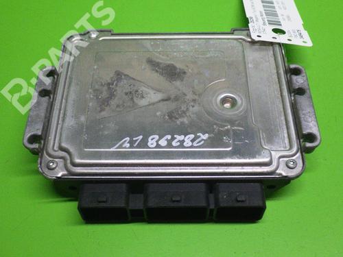 Used Control unit RENAULT MEGANE II (BM0/1_, CM0/1_) 1.9 dCi (BM0G, CM0G) (120 hp) 6396484