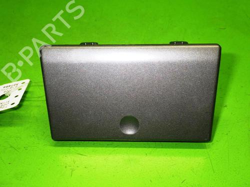Used Ashtray OPEL SIGNUM Hatchback (Z03) 1.9 CDTI (F48) (150 hp) 14728877