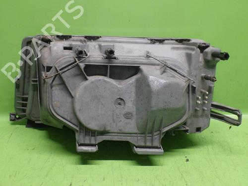 Right headlight MERCEDES-BENZ 190 (W201) D 2.5 (201.126) | BP29757856C29 