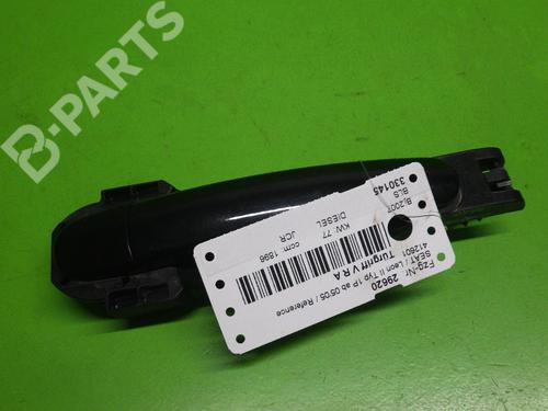 Front right exterior door handle SEAT LEON (1P1) 1.9 TDI (105 hp) 6389955