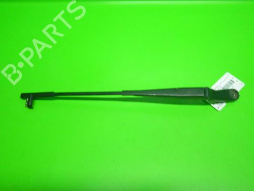Used Front windshield wiper arm VW PASSAT B5.5 (3B3) 2.0 (130 hp) 14721187