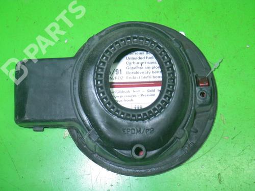 Klapa wlewu paliwa VW GOLF IV (1J1) 1.4 16V | BP6431824C131 