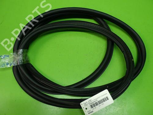 Used Rubber door seal OPEL GRANDLAND / GRANDLAND X (A18, P1UO) 1.2 (75) (131 hp) 16894184