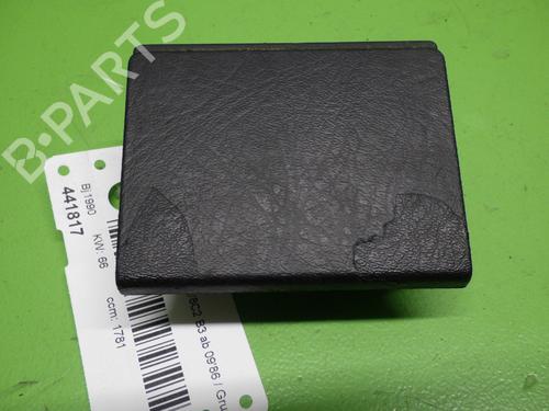 Cinzeiro AUDI 80 B3 Saloon (893, 894, 8A2) 1.8 S (90 hp) 32253591