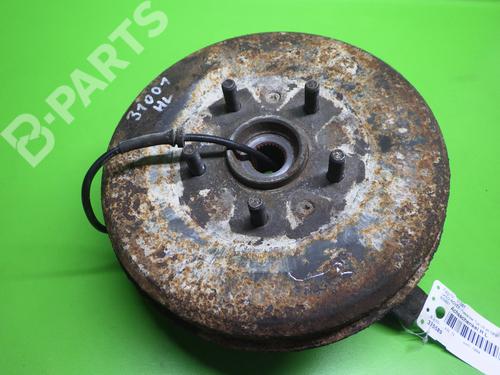 Used Left rear steering knuckle LAND ROVER FREELANDER I (L314) 2.0 DI 4x4 (98 hp) 8804823