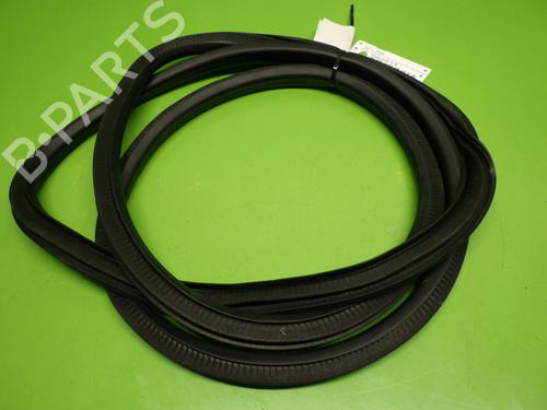 Used Rubber door seal OPEL CROSSLAND X / CROSSLAND (P17, P2QO) 1.2 (75) (82 hp) 20976716