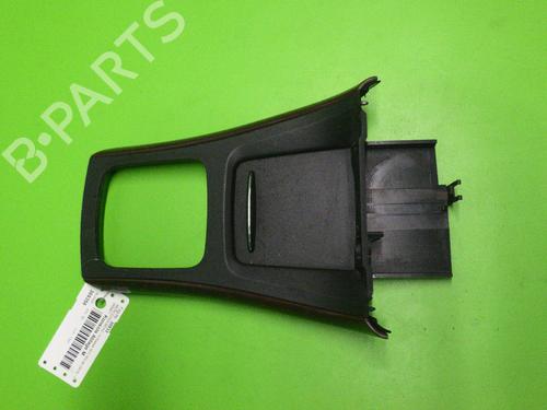 Used Cup/Object holder MERCEDES-BENZ A-CLASS (W169) A 180 CDI (169.007, 169.307) (109 hp) 14737388