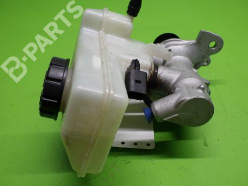Brake master cylinder VW TOURAN (5T1) 1.6 TDI | BP11883061M77 