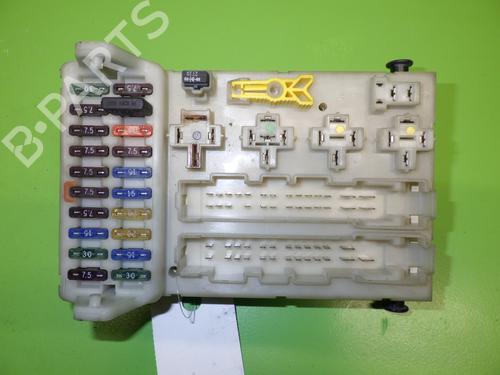 Used Fuse box FORD MONDEO I Saloon (GBP) 1.8 i 16V (115 hp) 6338469