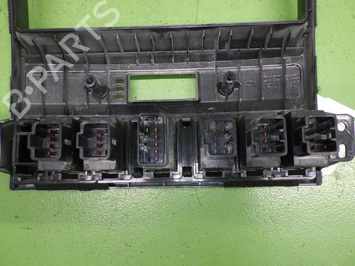 Warning switch KIA SORENTO I (JC) 2.5 CRDi 4WD | BP37432282I22 - Image 4