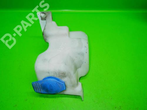 Used Windscreen washer tank VW GOLF IV (1J1) 1.4 16V (75 hp) 6364007