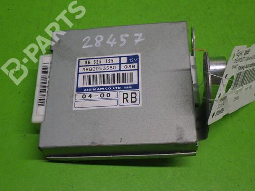 Versnellingsbakregeleenheid CHEVROLET CAPTIVA (C100, C140) 2.0 D 4WD | BP6383061M52 