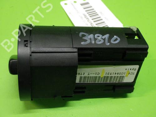 Headlight switch VW GOLF IV (1J1) 1.4 16V | BP32037227I24