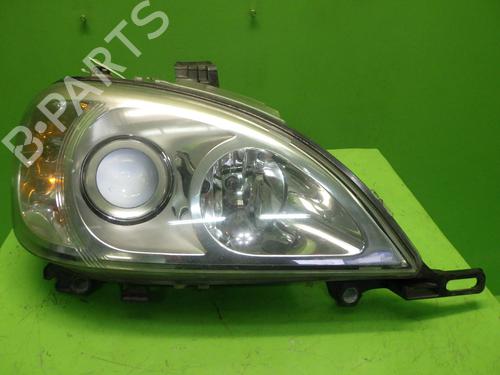 Used Right headlight MERCEDES-BENZ M-CLASS (W163) ML 270 CDI (163.113) (163 hp) 30403589
