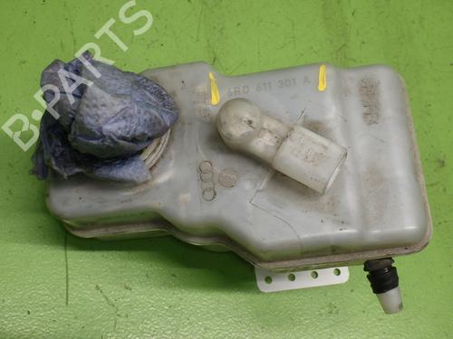Used Brake fluid reservoir Brake fluid reservoir 37285398 37285398