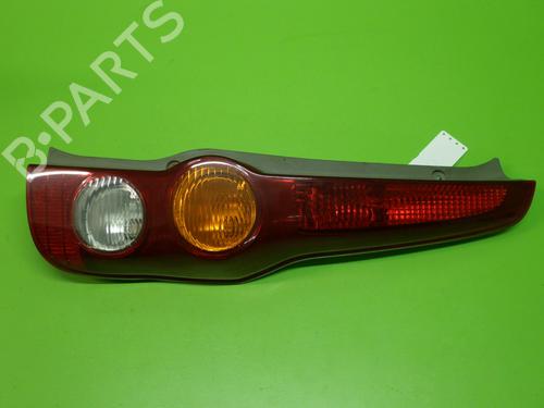 Feu arrière droit DAIHATSU CUORE VII (L275_, L285_, L276_) 1.0 (L276) (70 hp) 32037340