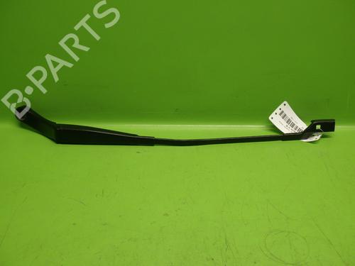 Used Front windshield wiper arm OPEL ASTRA K Sports Tourer (B16) 1.2 Turbo (35) (131 hp) 28206677