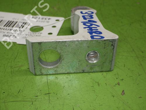 Hinge/Door check strap SKODA OCTAVIA III Combi (5E5, 5E6) 2.0 TDI | BP29739886C146 