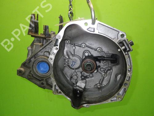 Used Gearbox NISSAN MICRA III (K12) 1.2 16V (65 hp) 21676149