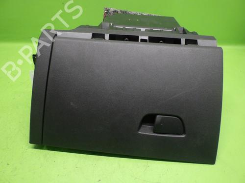 Used Glove box RENAULT ZOE (BFM_) ZOE (BFMC, BFMD) (136 hp) 29017164