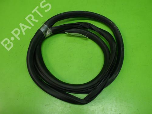 Used Rubber door seal OPEL INSIGNIA A Sports Tourer (G09) 2.0 Turbo 4x4 (35) (220 hp) 19170039