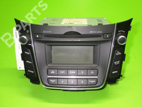 Used Radio HYUNDAI i30 (GD) 1.4 CRDi (90 hp) 6379351