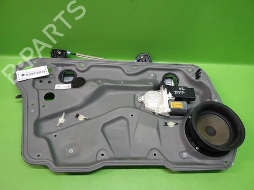 Rudehejsemekanisme ventre foran Rudehejsemekanisme ventre foran VW BORA I (1J2) 2.0 (115 hp) 37412062 37412062