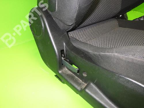 Right front seat HYUNDAI COUPE II (GK) 2.0 | BP6394513C16 