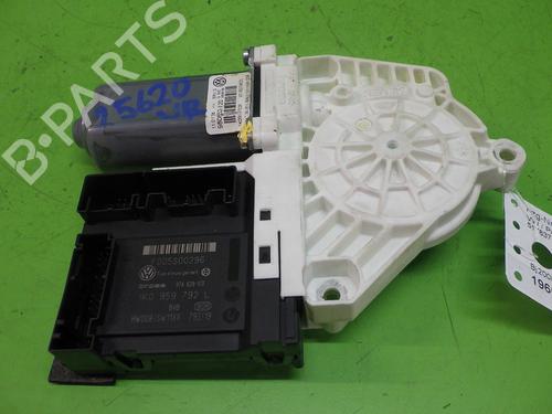 Portierruitmotor rechtsvoor VW PASSAT B6 Variant (3C5) 1.9 TDI (105 hp) 6662394