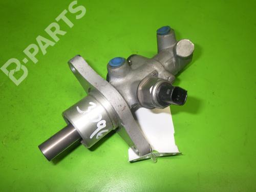 Hovedbremsecylinder AUDI A3 (8L1) 1.6 (102 hp) 8511895
