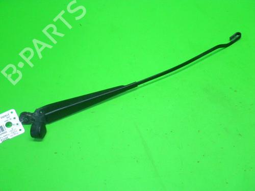 Used Front windshield wiper arm FORD FIESTA III (GFJ) 1.3 (60 hp) 14712978