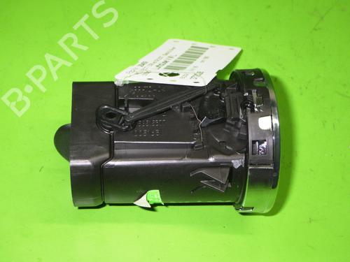 Air vent PEUGEOT 308 I (4A_, 4C_) 1.6 HDi | BP14737939I21 