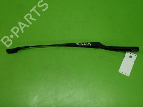 Used Front windshield wiper arm Front windshield wiper arm 37092593 37092593