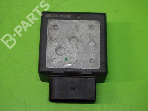 Used Electronic module VW TOURAN (5T1) 1.6 TDI (115 hp) 11833654