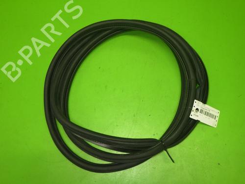 Used Rubber door seal OPEL COMBO Box Body/MPV (X12) 1.3 CDTI (B05) (95 hp) 14737563