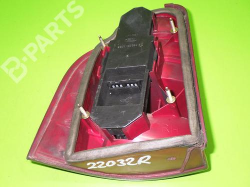Used Right taillight FORD MONDEO I Turnier (BNP) 1.8 TD (90 hp) 6655918