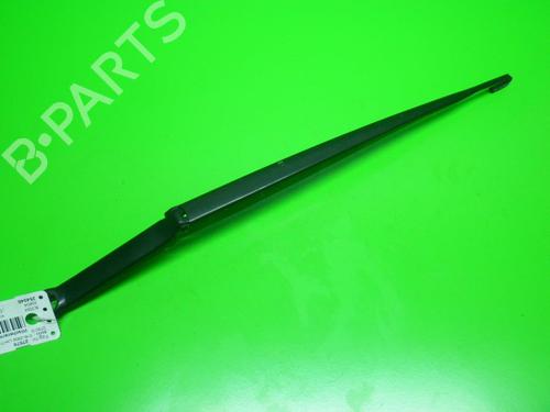 Used Front windshield wiper arm BMW 3 Touring (E46) 320 d (150 hp) 14719486